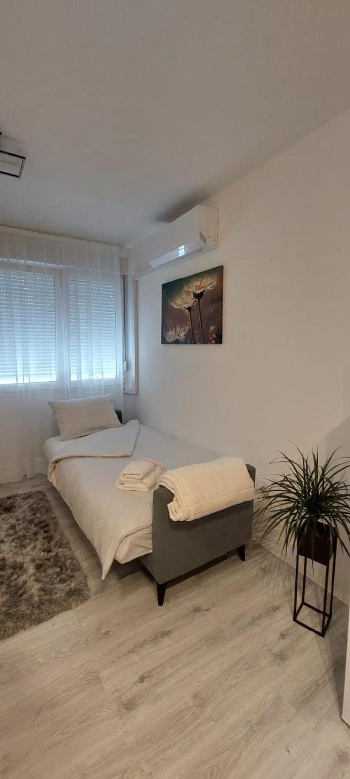 My Peace Apartment Split Exterior foto
