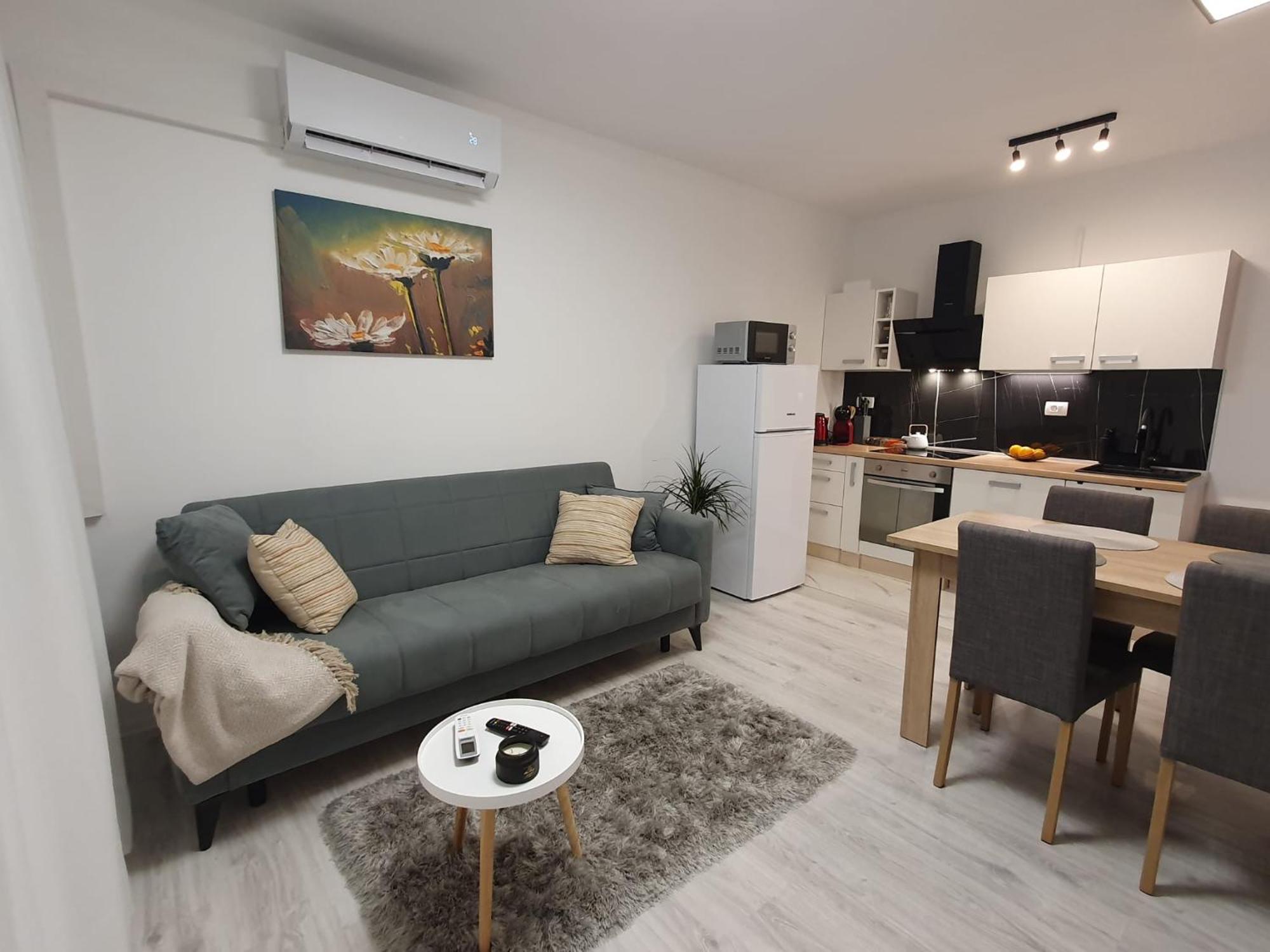 My Peace Apartment Split Exterior foto